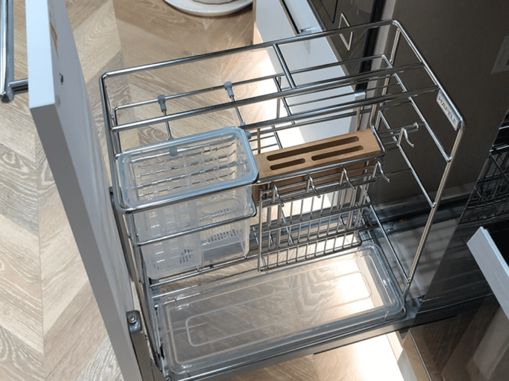 Kệ Gia Vị Tủ Bếp Loại Nào Tốt? Kinh Nghiệm Chọn Kệ Gia Vị Bền Đẹp Cho Tủ Bếp Hiện Đại Kệ Gia Vị Tủ Bếp Loại Nào Tốt? Kinh Nghiệm Chọn Kệ Gia Vị Bền Đẹp Cho Tủ Bếp Hiện Đại